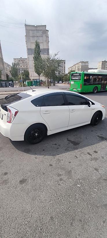 prius 2011: Toyota Prius: 2012 г., 1.8 л, Вариатор, Гибрид, Хэтчбэк — 8