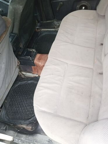 Audi: Audi 80: 1991 г., 2 л, Механика, Бензин, Седан