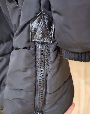 Zimske jakne: S (EU 36), Jednobojni, Sa postavom, Veštačko krzno — 4