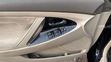 Toyota: Toyota Camry: 2011 г., 2.5 л, Автомат, Газ, Седан — 13