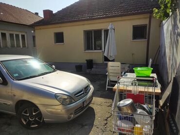 Kuće na prodaju: 350 kv. m, 6 soba — 30