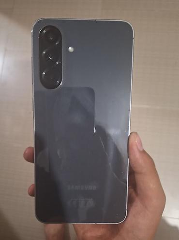samsug a21s: Samsung Galaxy A56 5G, rəng - Boz, Simsiz şarj — 2
