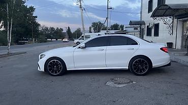 сешка покрышка: Mercedes-Benz E-Class: 2017 г., 2 л, Автомат, Бензин, Седан — 6