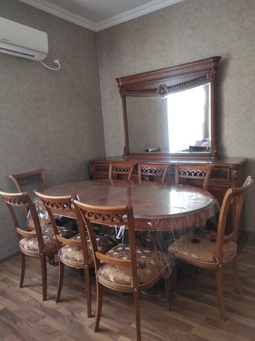 ремонт матрасов: Qonaq otağı üçün, İşlənmiş, Açılan, Oval masa, 8 stul