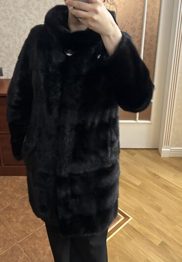Kürklər: Ideal veziyyetdedir. Temiz norkadir. Hər ikisi yeni kimidir. İksi — 6