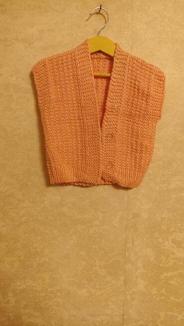 Kurtkalar: Qalın jaket kurtkalar,yeni kimi.6 aydan 3yasa qədər — 30