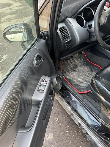 Honda: Honda Jazz: 2002 г., 1.3 л, Вариатор, Бензин, Хэтчбэк — 10