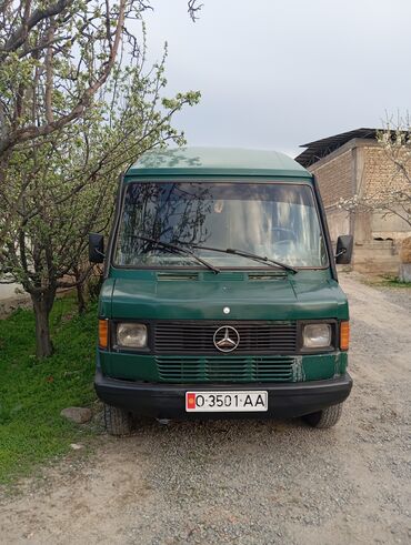 Коммерческий транспорт: Автобус, Mercedes-Benz, 1994 г., 2.4 л, до 15 мест