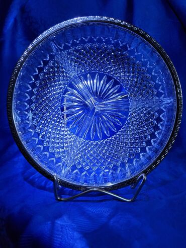Kuhinjski setovi: Tanjir nov kristal,led kristalrucni rad sa posrebrenjem. 70te — 7