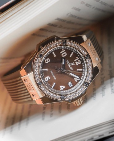 женские силиконовые наручные часы: HUBLOT ️Люкс качества ️Кварцевый Японский механизм ️Силиконовый