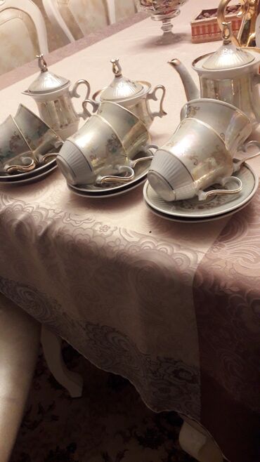 servisler: Çay dəsti, rəng - Gümüşü