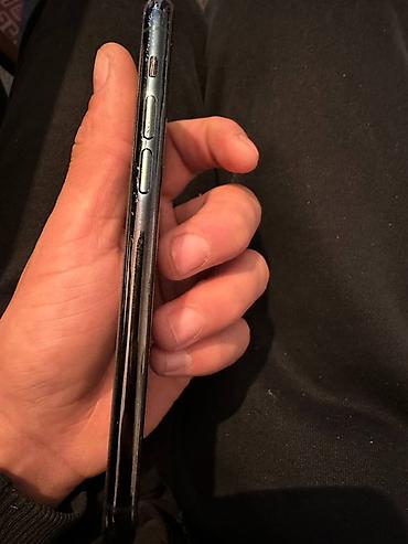 Apple iPhone: IPhone 11 Pro — 4