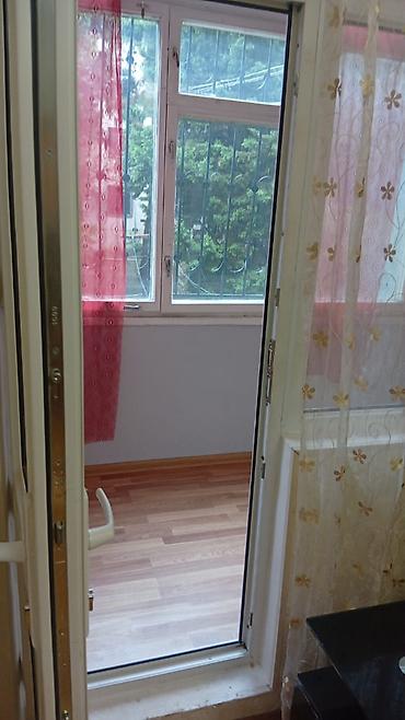 baki ayliq kiraye evler: 4 mik Ecemi Nesimi metrolari yaxinliginda 2 otaq bina evi 5/2 — 10