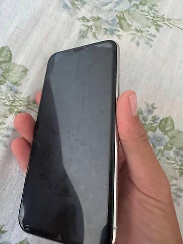 iphone 113: IPhone 11 Pro, модель MWC92KH/A, серийный номер F17ZT0MRN6Y8. Цвет — 5
