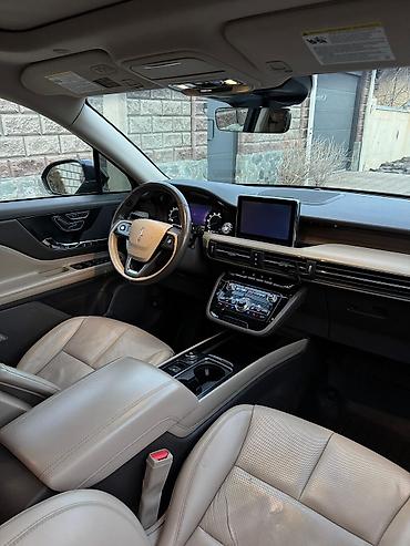 Lincoln: Lincoln : 2020 г., 2 л, Автомат, Бензин, Внедорожник — 7