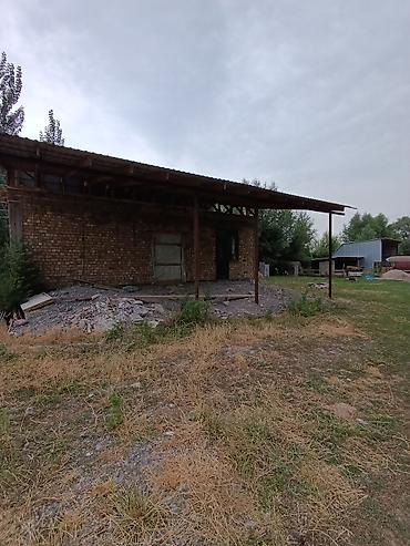 Продажа коттеджей и домов: 2 дома | 50 соток | 60 КВ.м | 65 кв.м В с. Петровка вдоль трассы — 4