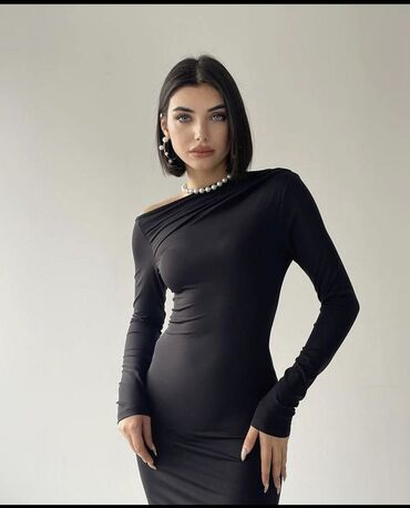 черное трикотажное платье миди: Вечернее платье, Длинная модель, Трикотаж, С рукавами, M (EU 38)