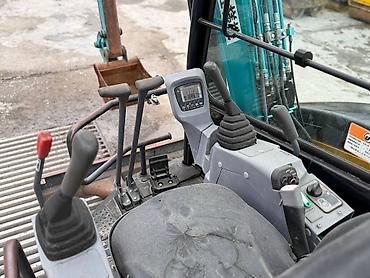 Экскаваторы: Экскаватор, Гусеничный — 7