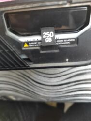 Xbox 360 & Xbox: Xbox 360 — içərisində 27 ədəd oyun var: GTA 5, Tomb Raider, Metro — 2