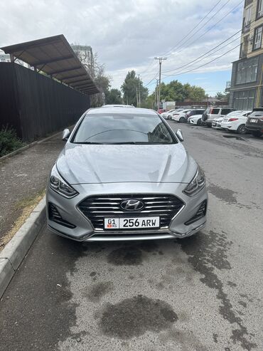 hyundai sonata 2009: Hyundai Sonata: 2018 г., 2 л, Автомат, Газ, Седан