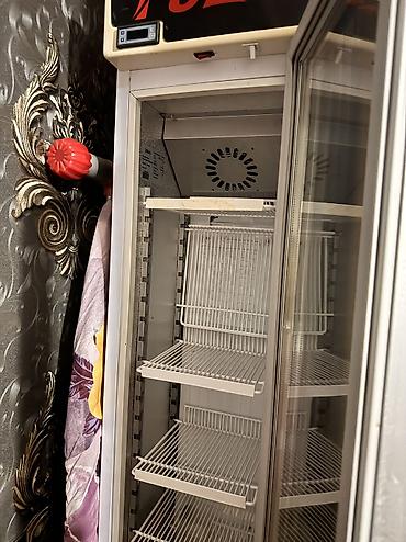 Soyuducu avadanlığı: Uğur markalı vitrin tipli soyuducu - Şüşə qapılı, dik vitrin model – — 2