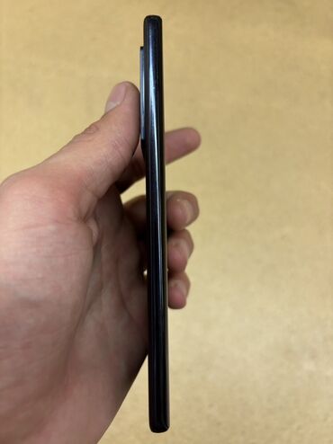 Infinix: Infinix Note 40 Pro, 256 GB, rəng - Qara, Sensor — 9