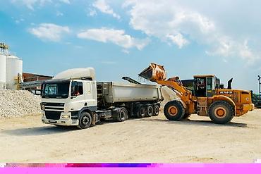 Yük daşımaları: Yükdaşıma xidməti -da lalafo.az — 14 Yük daşımaları: Yükdaşıma xidməti — 14