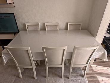 кухонный стол комплект: Стол со стульями для зала, состояние отличное Характеристики: - Стол — 2