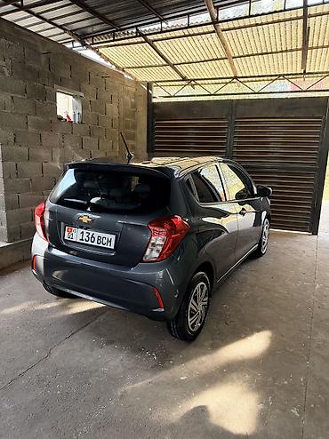 порше каян: Chevrolet Spark: 2018 г., 1 л, Автомат, Бензин — 1