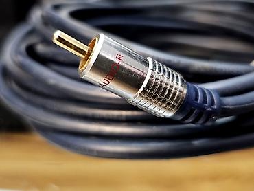 Aksesoari za TV i video: Interconnect Činč kabal za SUBWOOFER 1/1 dužina 10 metara Vrhunski — 5