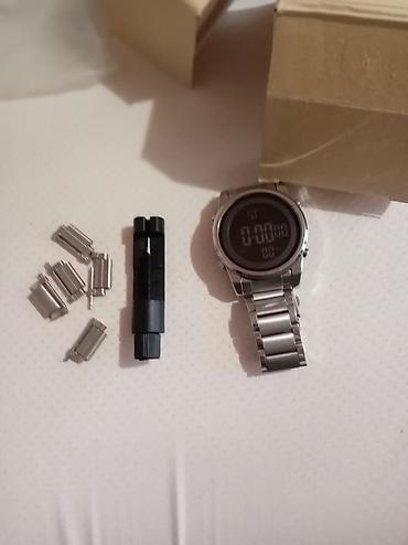 Ručni satovi: Na prodaju digitalni ručni sat metalnom narukvicom .Sat je ispravan — 5