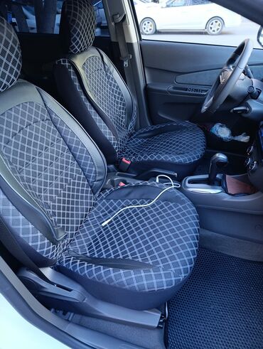 Chevrolet: Chevrolet Cobalt: 1.5 l | 22000 km Sedan — 12