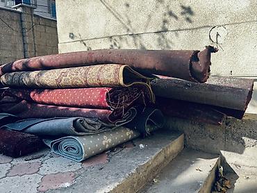 килем сатуу: Коммерциялык жайлар үчүн, Рулондор, Колдонулган, Дүң, Сүрөтү менен, түсү - Кызыл — 5