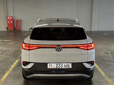 Volkswagen: ID4
49000km
2022 — 4