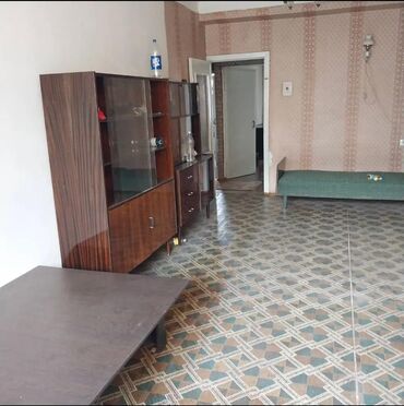 прадаю квартиру в районе кызыл аскер: 2 бөлмө, 52 кв. м, Жеке план, 3 кабат