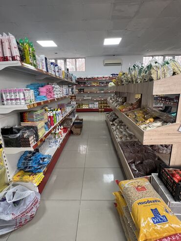 Магазины: Сдаю Магазин, Отдельностоящий магазин, 130 м² Действующий, С оборудованием, С ремонтом, Вода, Электричество, 1 линия, Комната для персонала, Кондиционер — 18