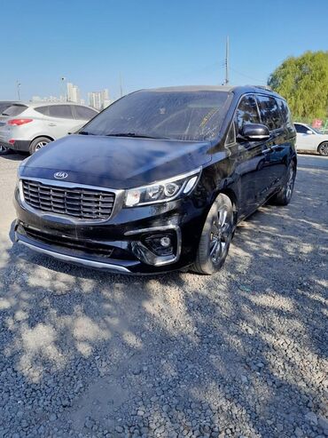 багажник рага: Kia Carnival: 2019 г., 2.2 л, Автомат, Дизель, Вэн/Минивэн