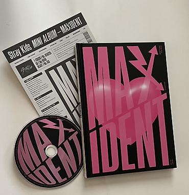 Книги и журналы: Stray kids maxident albomu, əla vəzziyət, yeni kimi. Tam originaldir — 1