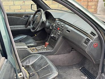 Продажа авто: Mercedes-Benz E-Class: 1997 г., 2.3 л, Автомат, Бензин, Седан — 5