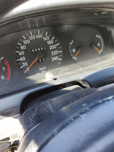 карине е: Toyota Carina E: 1996 г., Бензин, Седан — 4