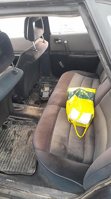 Audi: Audi 100: 1986 г., 2 л, Седан — 7