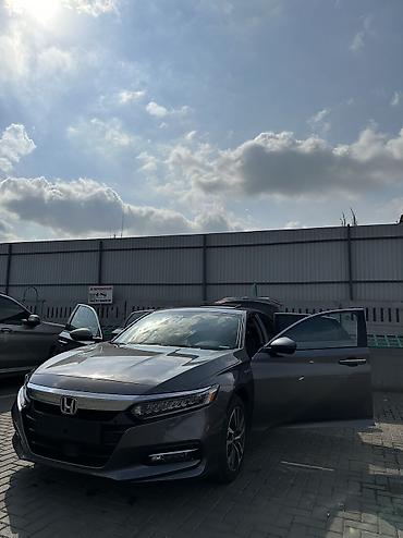999: Honda Accord: 2019 г., 1.6 л, Вариатор, Гибрид, Седан — 5