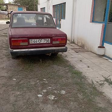 ucuz kamazlar: VAZ 2107 sedan – klassik arxaötürücülü model - Kuzov: 4 qapılı sedan — 1