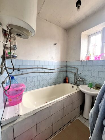 Продажа квартир: 3 комнаты, 60 м², 2 этаж — 9