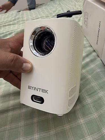 переносной проектор: Проектор BYINTEK LCD Компактный мультимедийный проектор в белом — 3