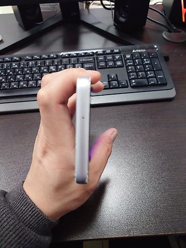 Samsung: Samsung Galaxy A05, Б/у, 128 ГБ, цвет - Серый, 2 SIM — 3