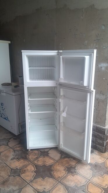Холодильники: Холодильник Avest, Двухкамерный