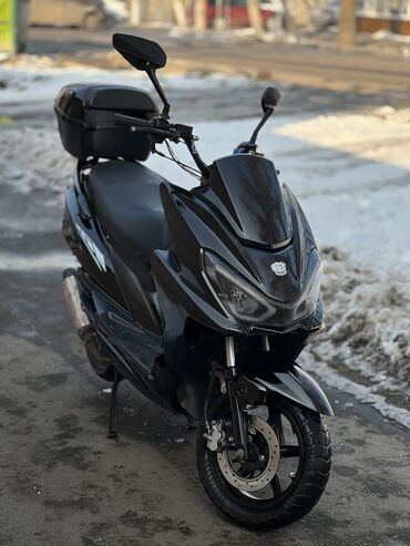 рассрочка мерс: Скутер Yamaha, 150 куб. см, Бензин, Б/у