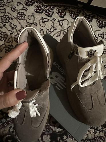 Ботинки и ботильоны: Новые Замшевые Деми ботинки в 39 размере на замке и шнурках — 6