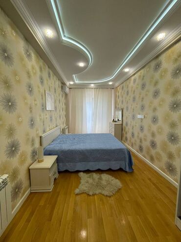 Uzunmüddətli kirayə mənzillər: İçəri şəhər metrosuna Axundov parkına yaxın 18 mertebeli binanın 8-cı — 17